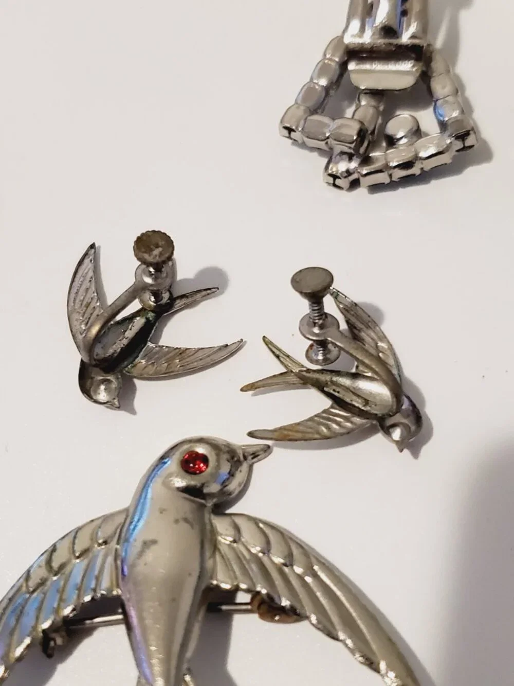 3 Brooches with matching Earrings, items # B- 1030-1032,. wt 43 grams.